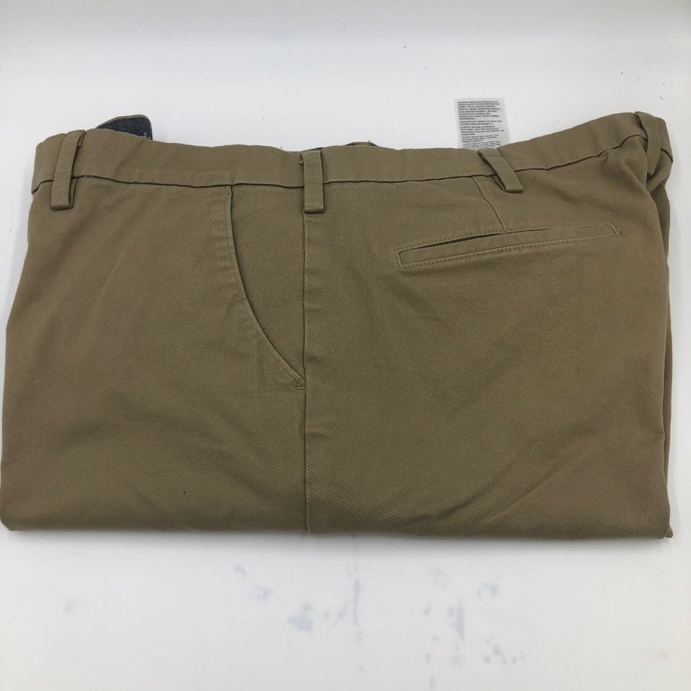 Classic Men's Khaki Dockers